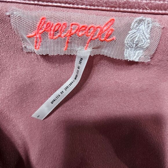 Free People Beatrice Dress in Dusty Rose size 2 - Picture 4 of 8